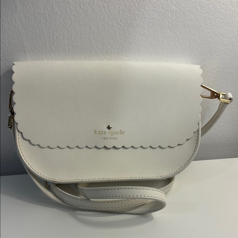 Kate Spade White Scallop Crossbody Bag